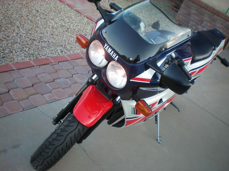 Yamaha FZ600
